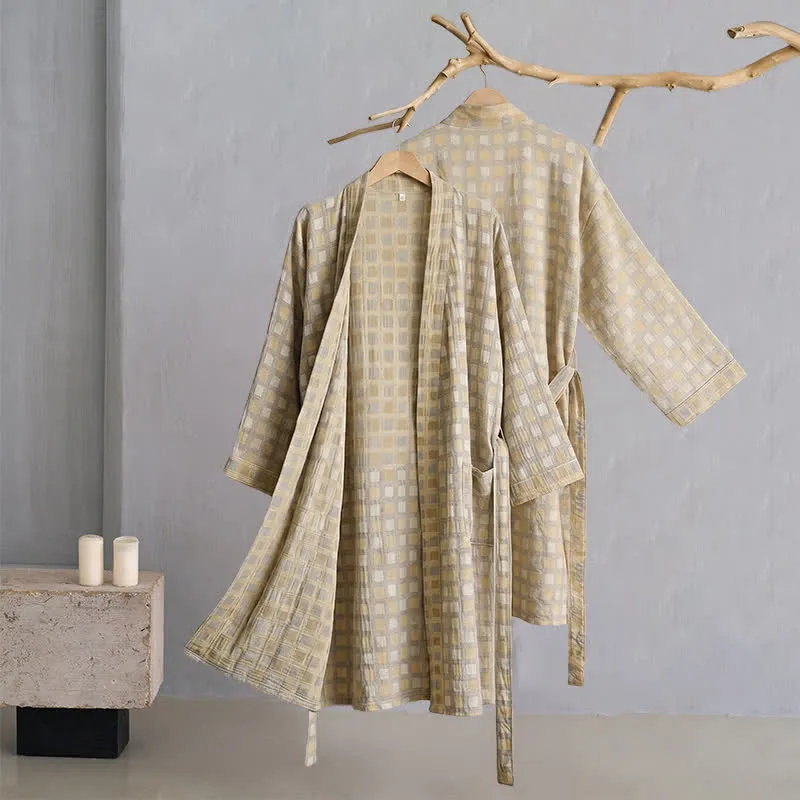 Kimono-Bademantel aus weicher, gelb-grau karierter Baumwolle