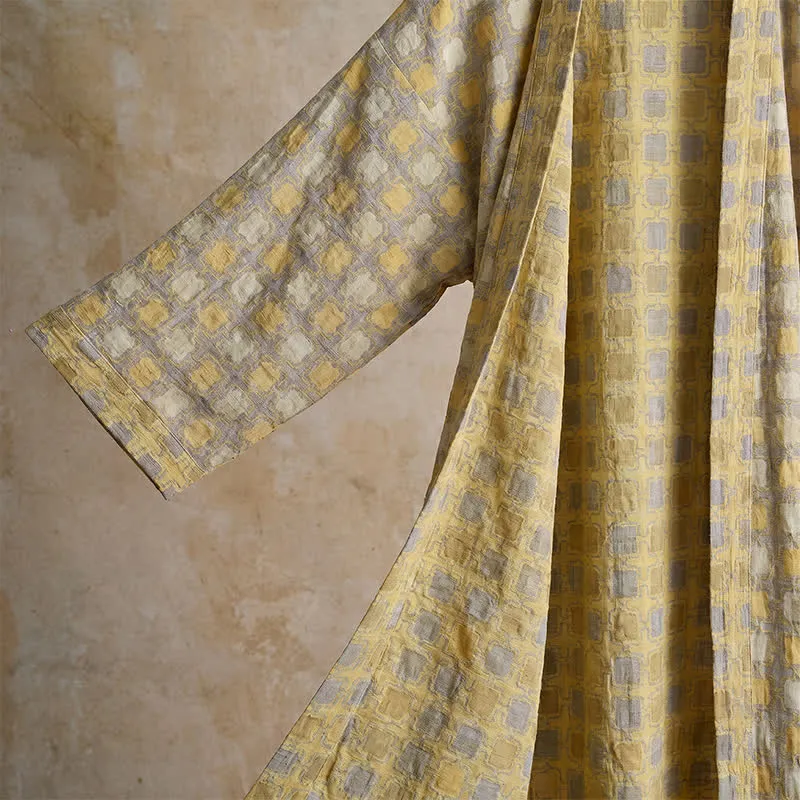 Kimono-Bademantel aus weicher, gelb-grau karierter Baumwolle