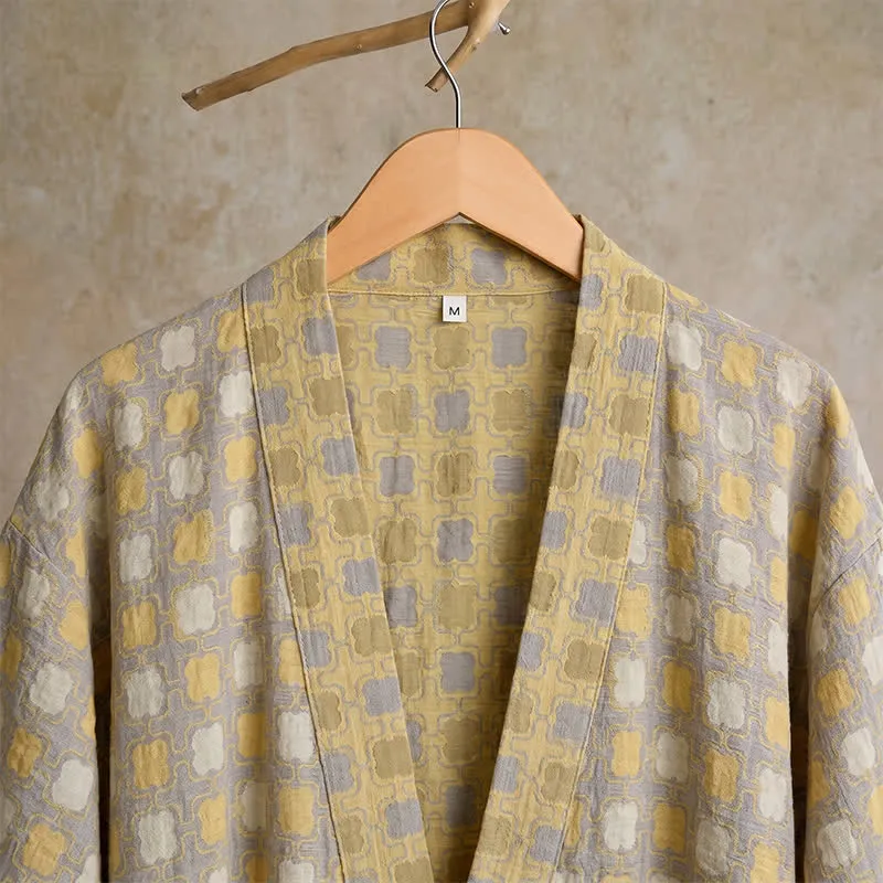 Kimono-Bademantel aus weicher, gelb-grau karierter Baumwolle