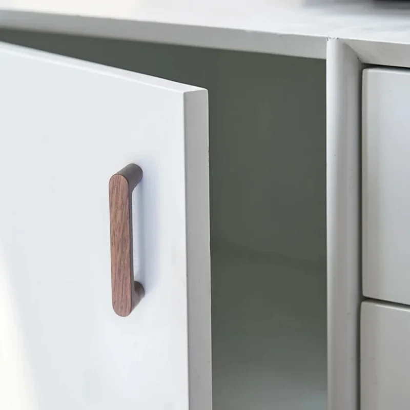 Möbelknopf aus Holz – Buche oder Walnuss | Hübsches Design | Schrauben inklusive