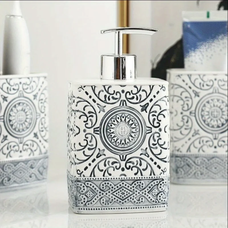 4-teiliges Badezimmerset aus Keramik | Boho Chic