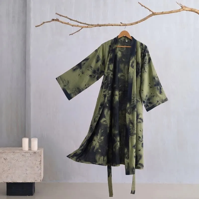 Kimono-Bademantel aus Bio-Baumwolle mit Aquarellblumenmuster