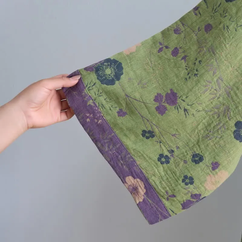 Kimono-Bademantel aus Bio-Baumwolle mit Gartenblumenmuster