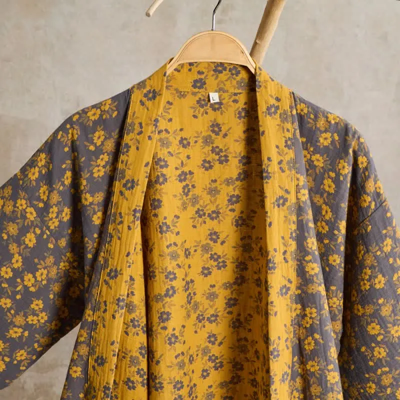Gelber Kimono-Bademantel aus Baumwollgaze mit Blumenmuster