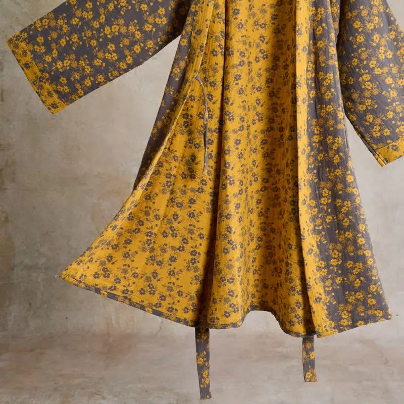 Gelber Kimono-Bademantel aus Baumwollgaze mit Blumenmuster