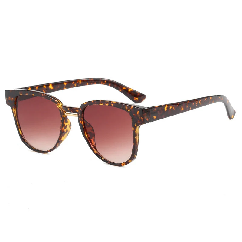 Dame solbrille i moteriktig cat-eye stil Luvikno