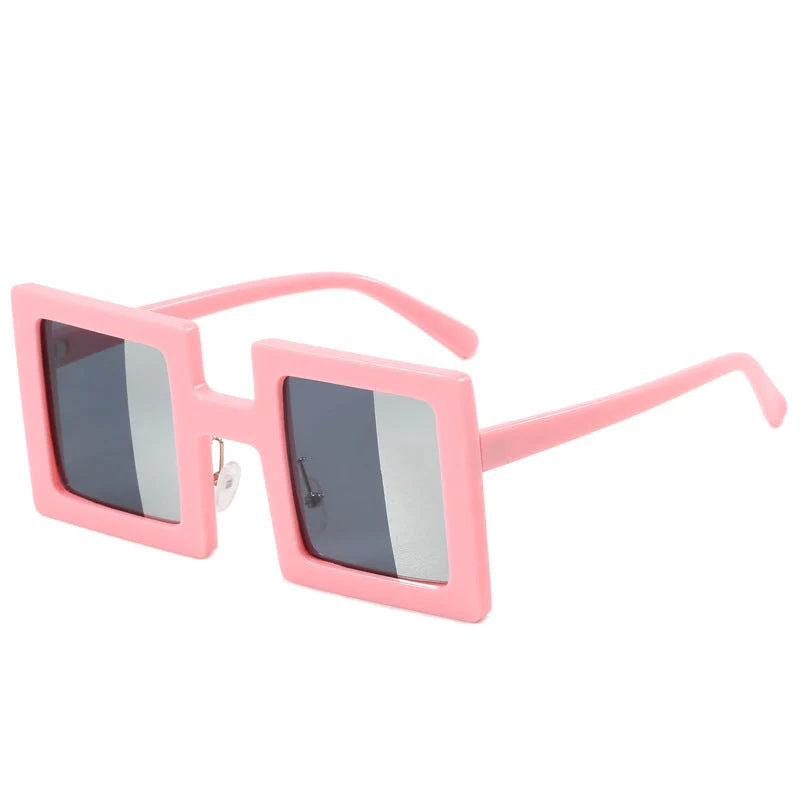 Dame kvadratisk solbrille med moderne design Luvikno