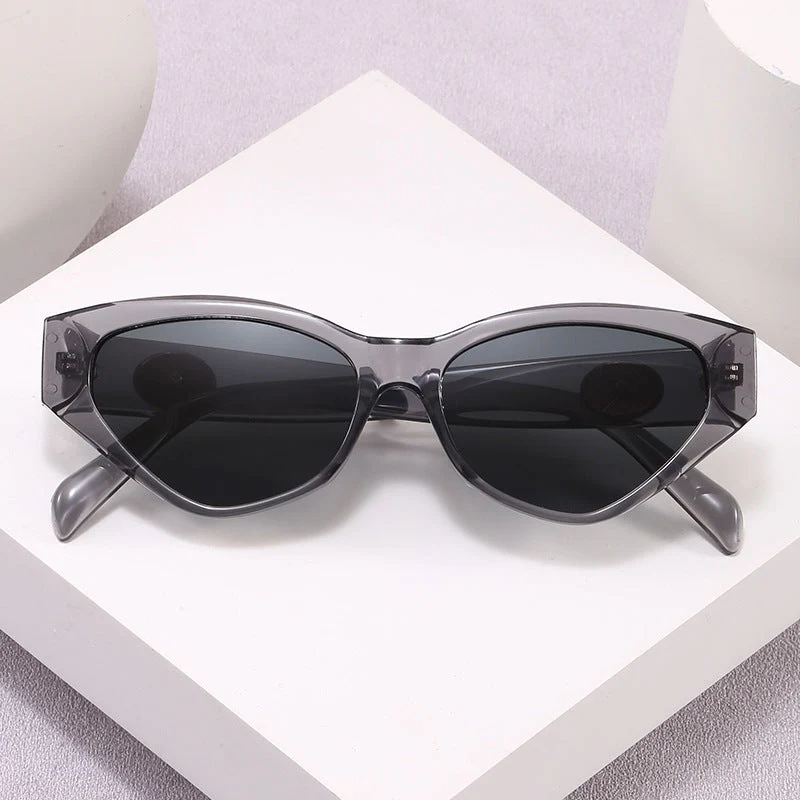 Dame trendy solbriller i elegant design Luvikno