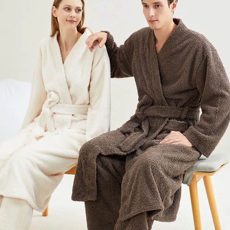Partner-Bademantel-Hosen-Set in passenden Unifarben