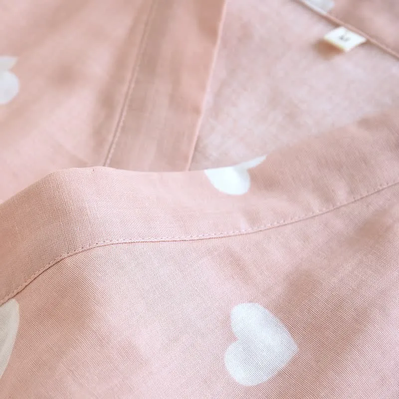 Kimono-Bademantel aus Baumwollgaze mit Herzmotiv