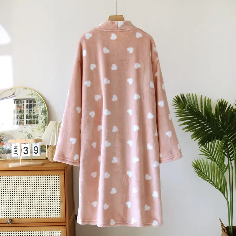 Partner-Kimono aus Plüsch mit Herzmotiv