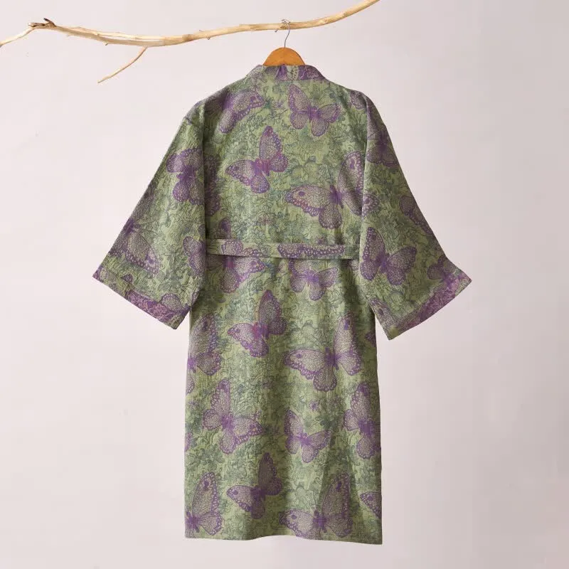 Traumhafter Kimono-Bademantel aus Baumwollgaze mit Schmetterlingsmotiv