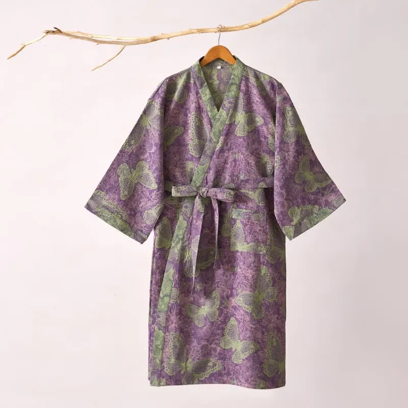 Traumhafter Kimono-Bademantel aus Baumwollgaze mit Schmetterlingsmotiv