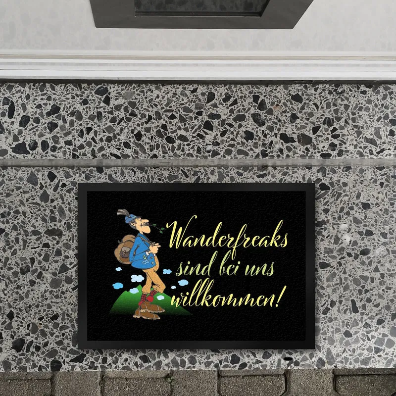 Wanderfreaks sind bei uns willkommen Fußmatte in 35x50 cm