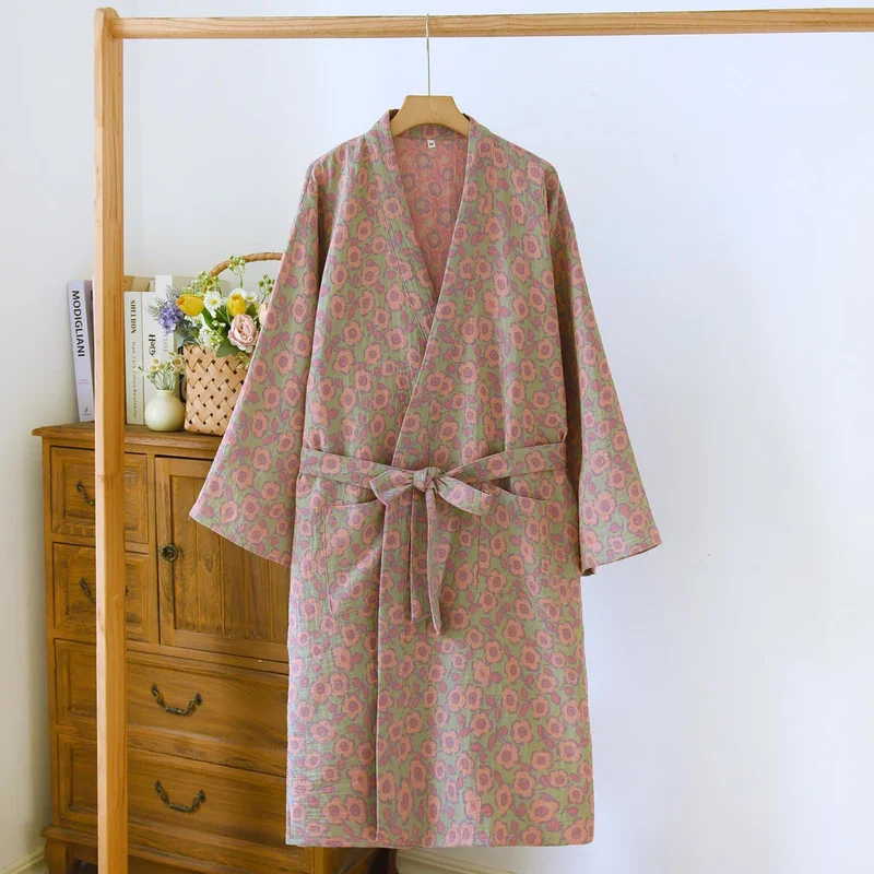 Japanischer Kimono-Bademantel aus Begonia-Baumwolle