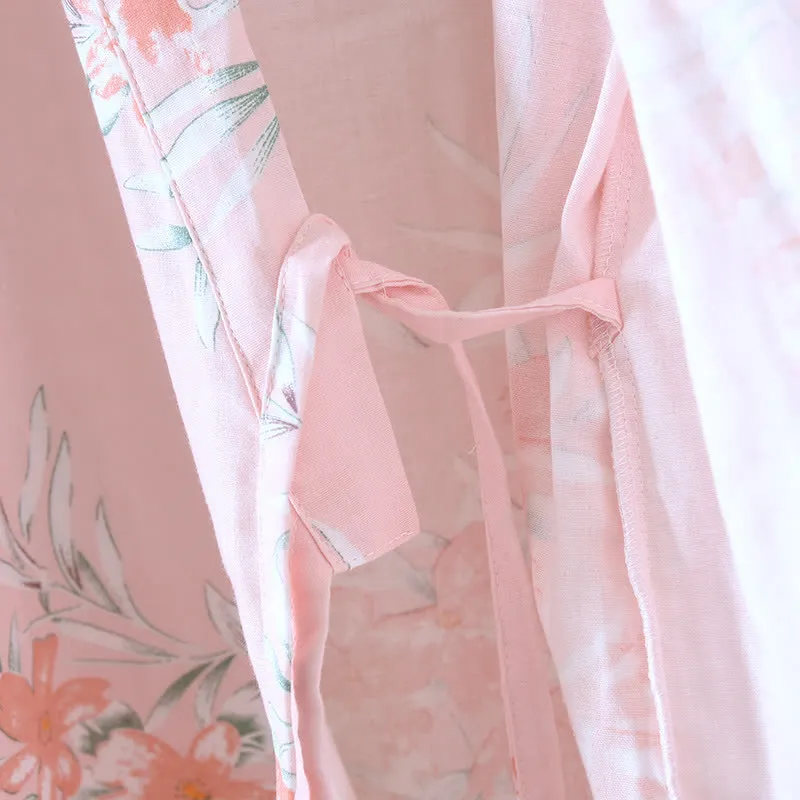 Japanischer Kimono-Bademantel aus Baumwolle mit Pfirsichblütenmuster