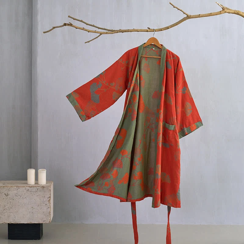Großer Kimono-Bademantel aus Baumwolle mit Ginkgoblättern
