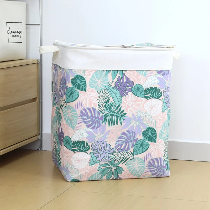 Aufbewahrungstasche mit Reißverschluss und Blumenblättern