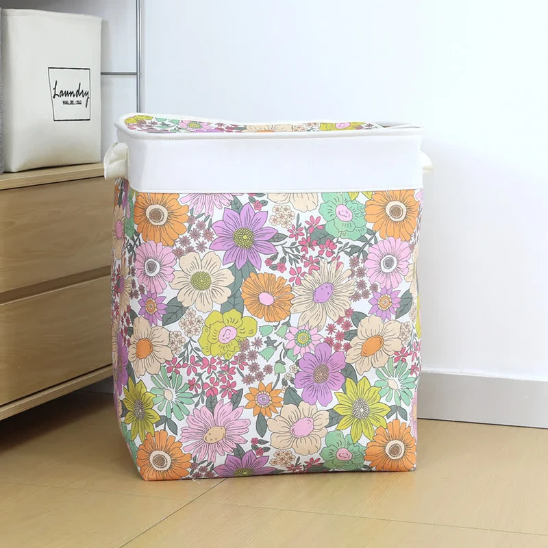 Aufbewahrungstasche mit Reißverschluss und Blumenblättern