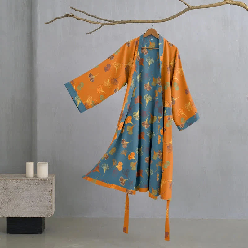 Kimono-Bademantel aus Ginkgo-Biloba-Baumwolle