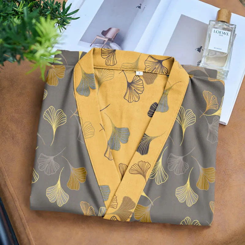 Kimono-Bademantel aus Ginkgo-Biloba-Baumwolle