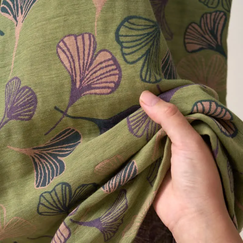 Kimono-Bademantel aus Ginkgo-Biloba-Baumwolle