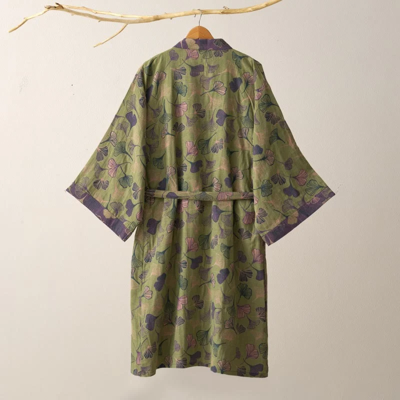 Kimono-Bademantel aus Ginkgo-Biloba-Baumwolle