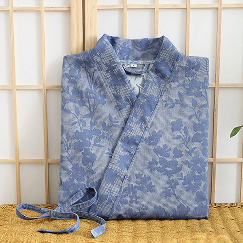 Dezenter Kimono-Bademantel mit Blumenmuster und Tasche