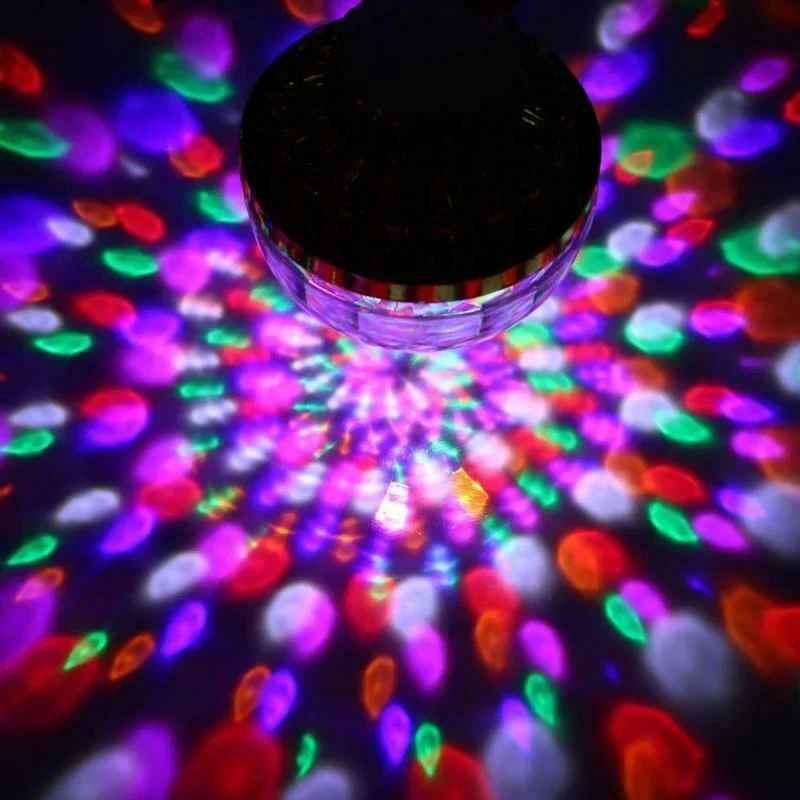 DiscoSpin LED Festlampe – Roterende RGB Ambientbelysning 3W | Luvikno