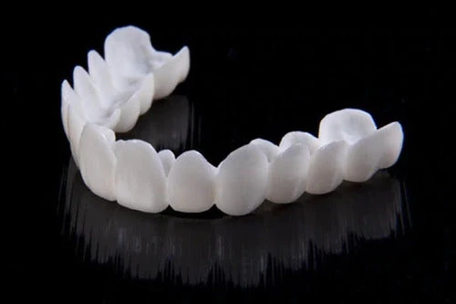 Kosmetiske Tann Toppers SmileShape – Gjenbrukbar, Fleksibel og Naturlig Hvit | Luvikno