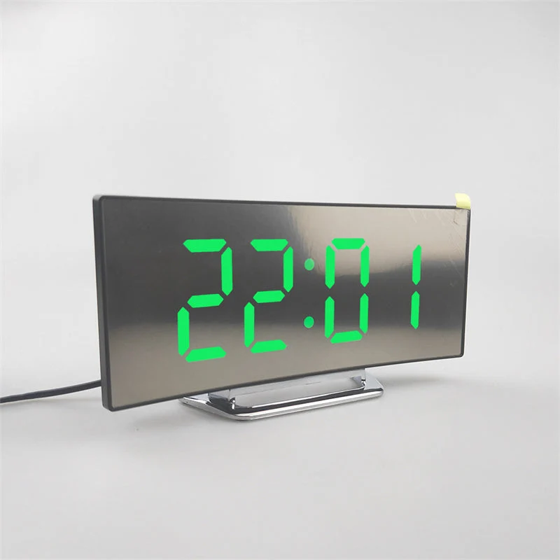 CurveTime Digitalklokke – Kompakt vekkerklokke med buet skjerm og moderne design | Luvikno