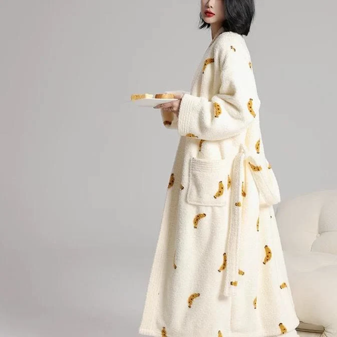 Simple Banana – Langer Winter-Fleece-Bademantel