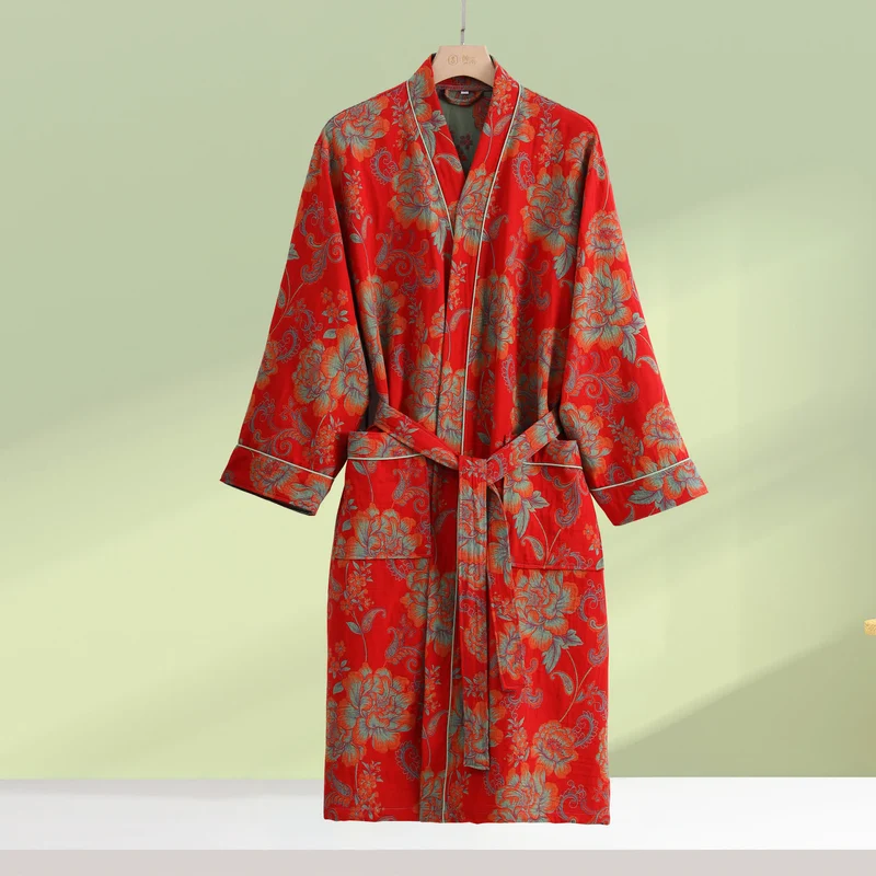 Luxuriöser Bademantel aus Baumwollgaze im Kimono-Stil mit Blumenmuster