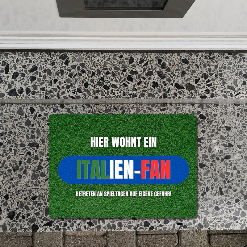 Hier wohnt ein Italien-Fan Fußmatte in 35x50 cm ohne Rand mit Spruch Betreten auf eigene Gefahr