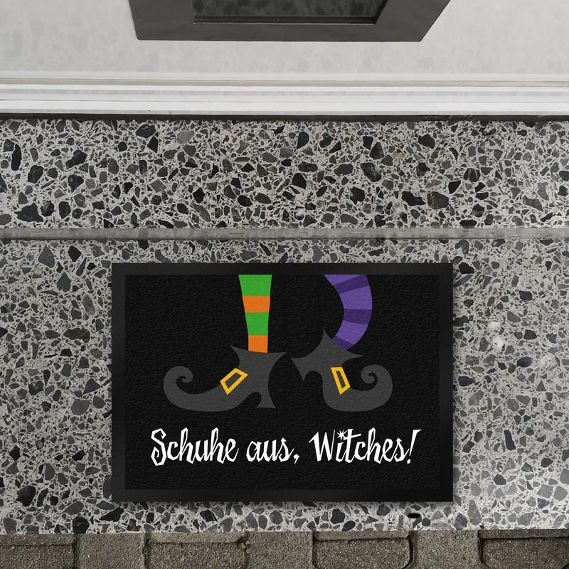 Hexen Halloween Fußmatte mit Spruch - Schuhe aus, Witches!
