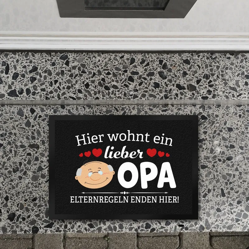 Hier wohnt ein lieber Opa Fußmatte