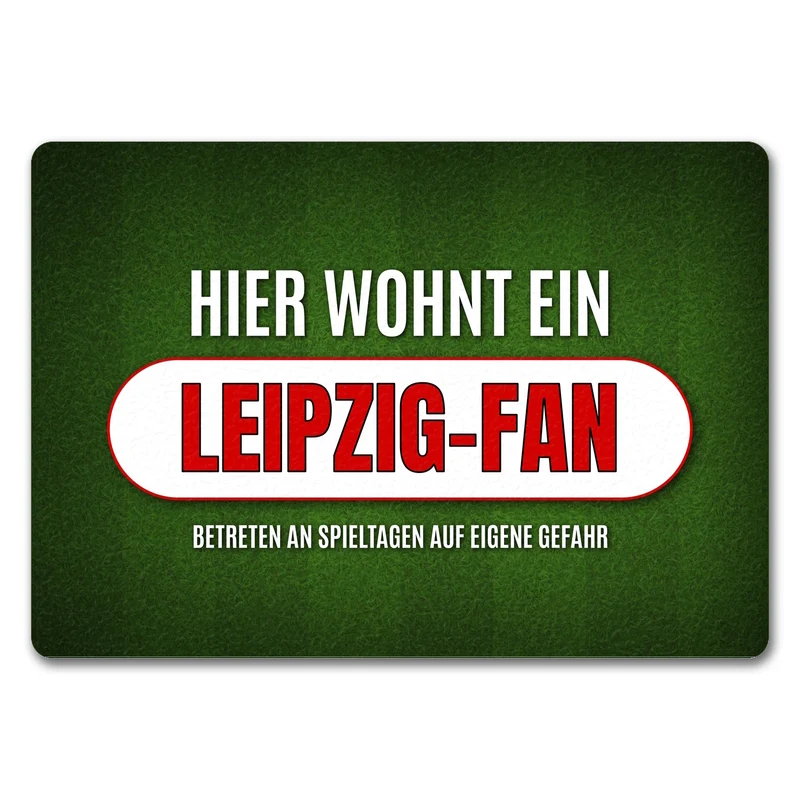 Hier wohnt ein Leipzig-Fan Fußmatte mit Rasen Motiv