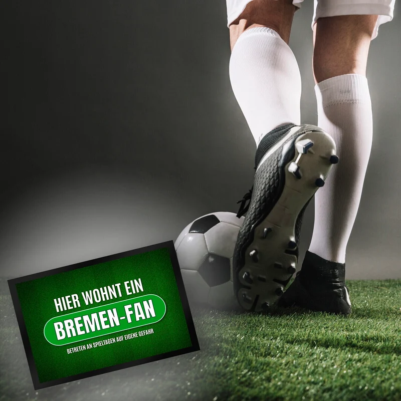 Hier wohnt ein Bremen-Fan Fußmatte mit Rasen Motiv