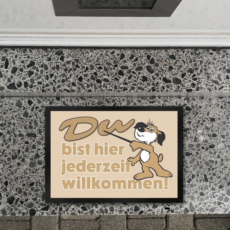 Du bist hier jederzeit willkommen Fußmatte mit freundlichem Hund