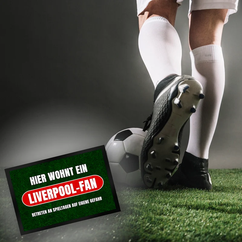 Hier wohnt ein Liverpool-Fan Fußmatte in 35x50 cm mit Rasenmotiv