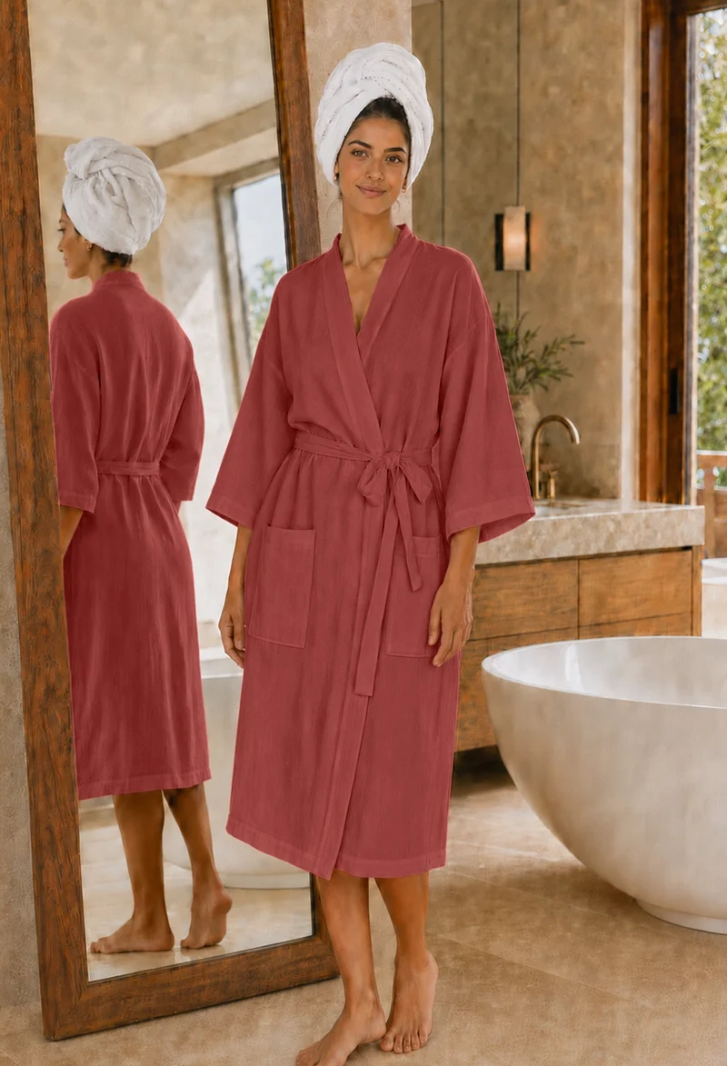 Damen-Bademantel mit Kimono-Kragen aus ziegelrotem Leinen - Laís