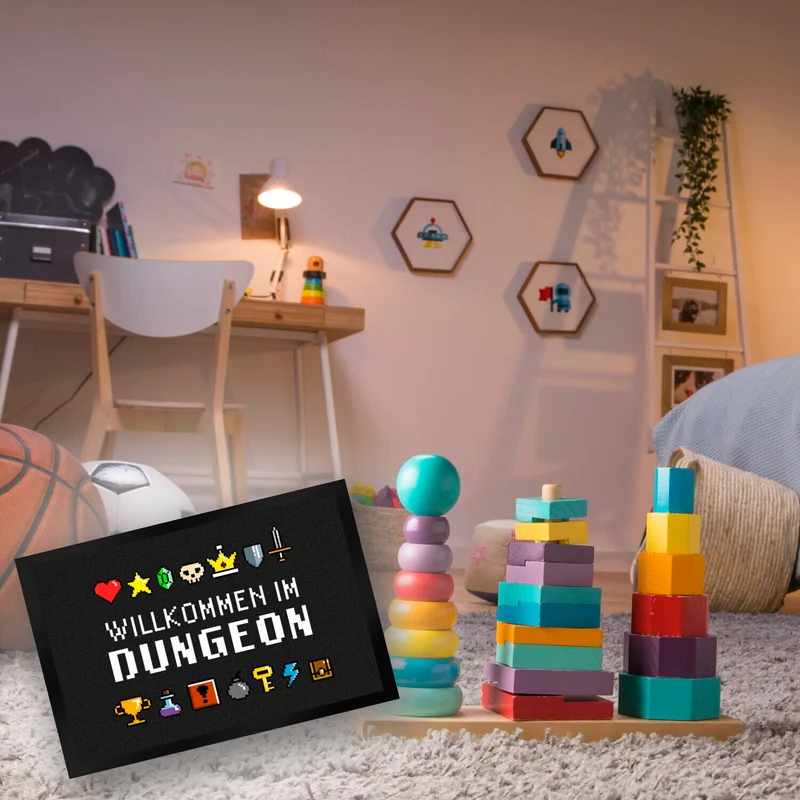 Willkommen im Dungeon Fußmatte für Gamer mit bunten Pixel-Items