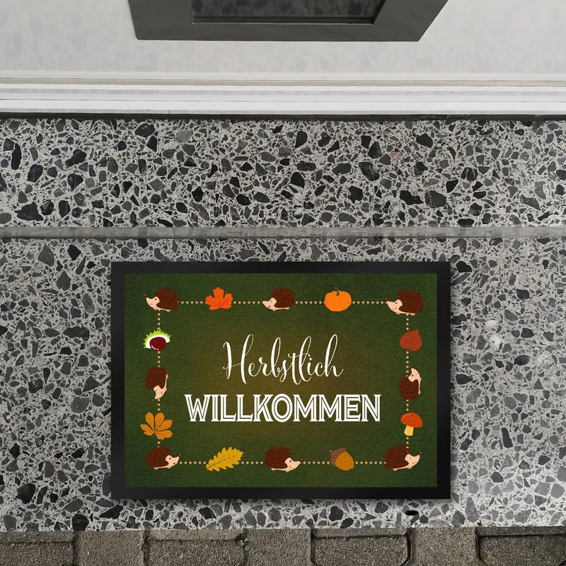 Herbstlich Willkommen Fußmatte mit süßen Igeln