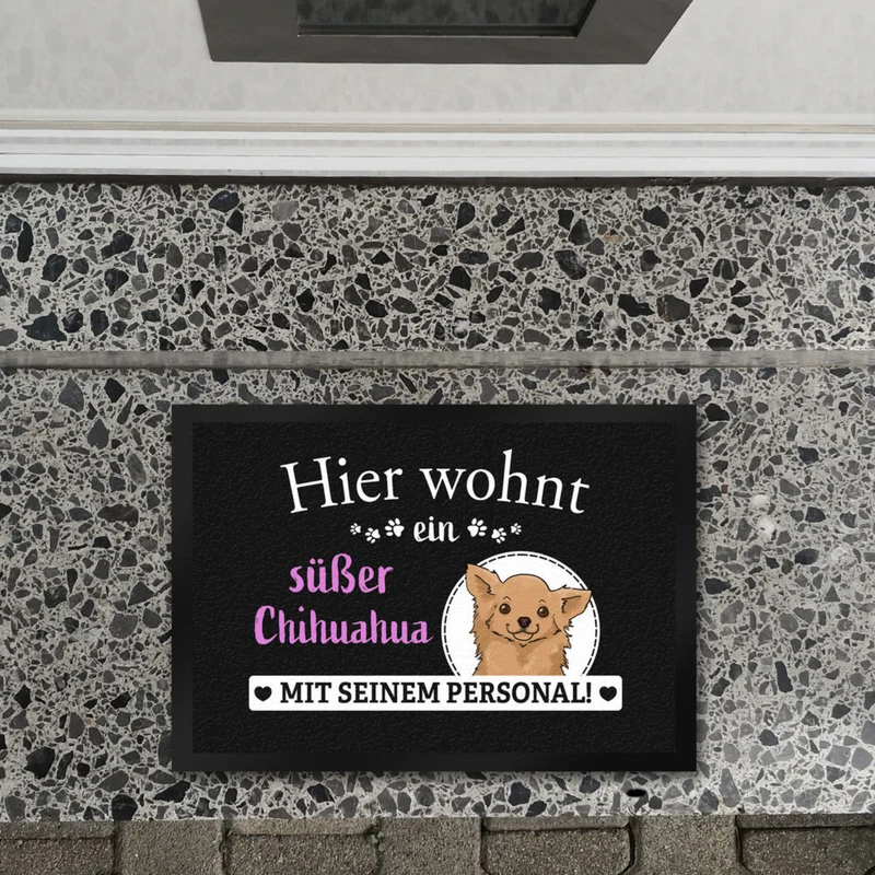 Hier wohnt ein Golden Retriever mit seinem Personal Fußmatte