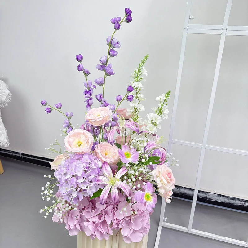 Lush Floral Wandhängearrangement