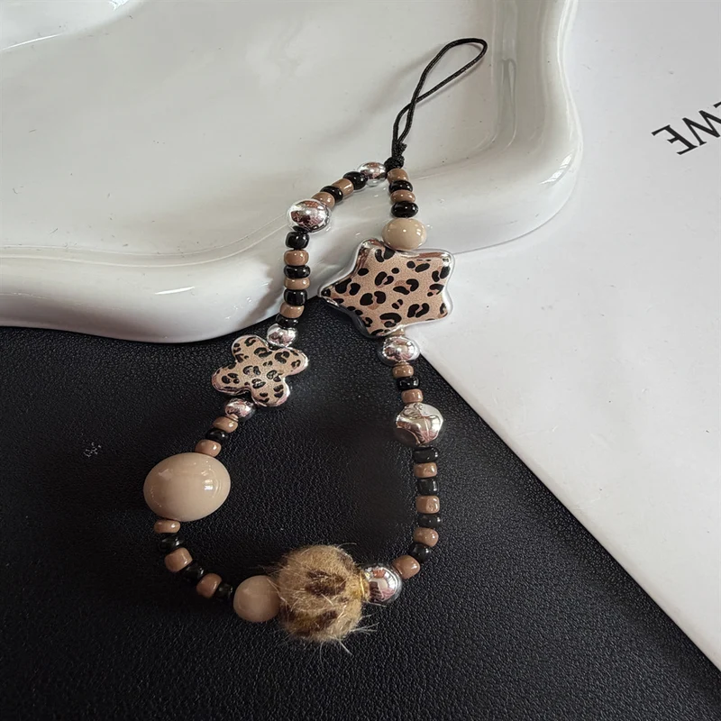 Beaded Charm Brillenhalter Karnz 1790135561