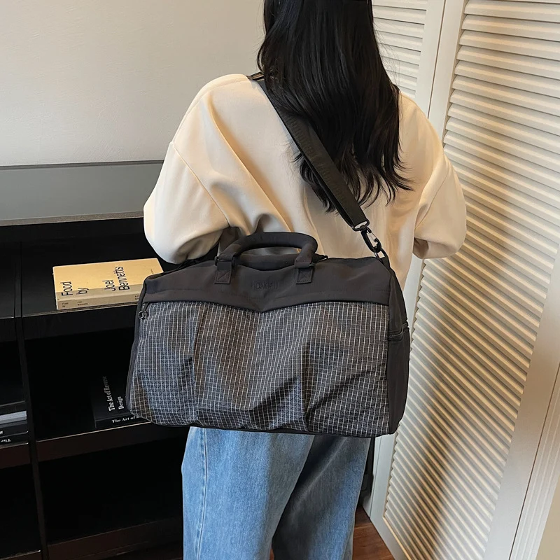 Stylish Travel Duffel Bag with Premium Water-Resistant Material Stornfield