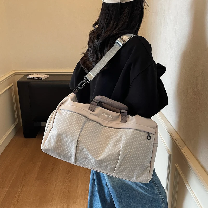 Stylish Travel Duffel Bag with Premium Water-Resistant Material Stornfield