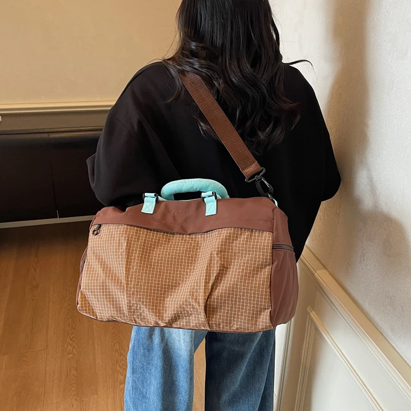 Stylish Travel Duffel Bag with Premium Water-Resistant Material Stornfield
