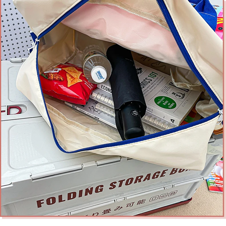 Stylish Multi-Pocket Duffle Bag Stornfield
